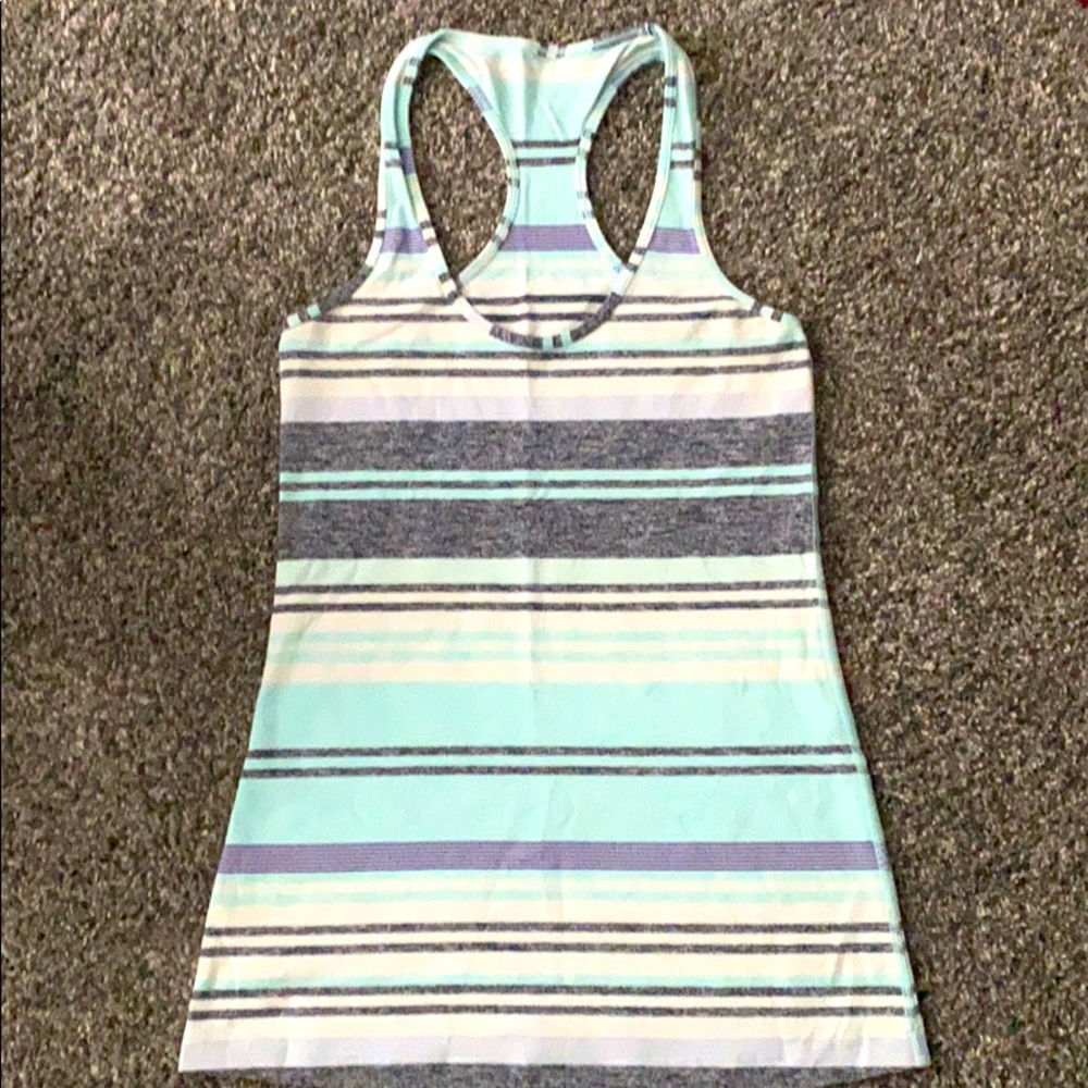 Lululemon tank